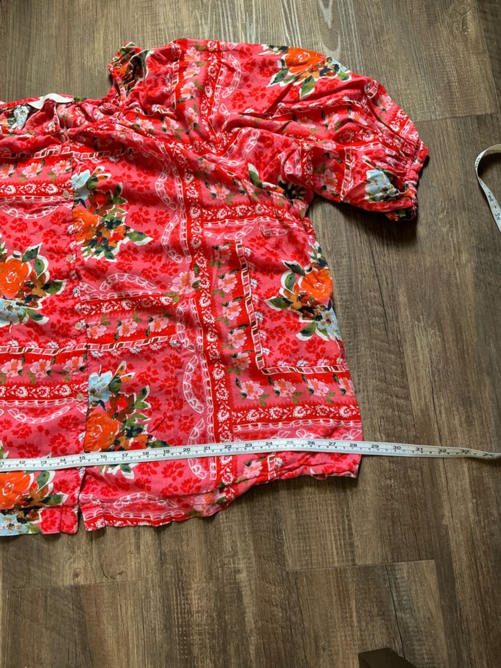 LC Lauren Conrad Red Floral Peasant Blouse with Puff Sleeves - Picture 5 of 10
